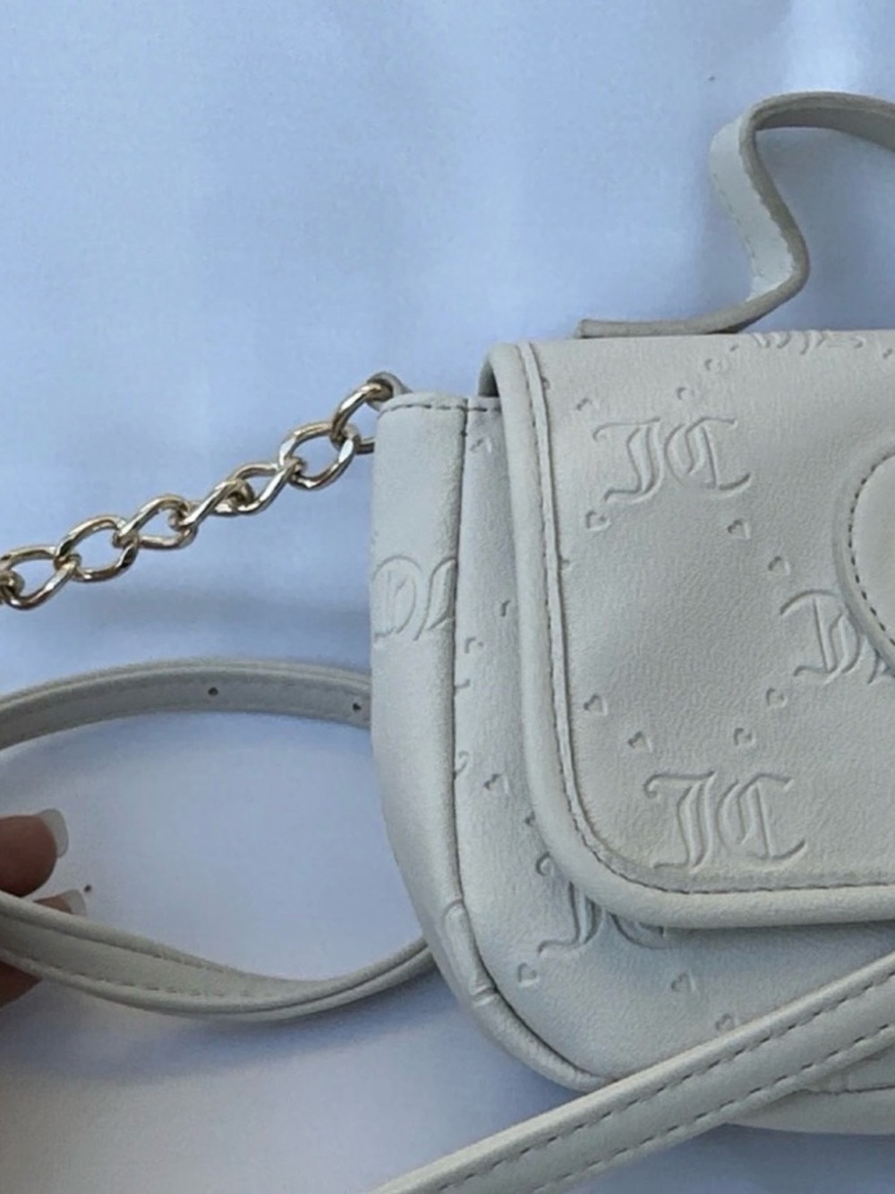 Juicy Couture Cream Heart Monogram Crossbody Bag - Picture 5 of 7